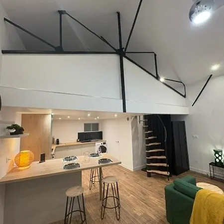 Loft Atypique Au Coeur De La